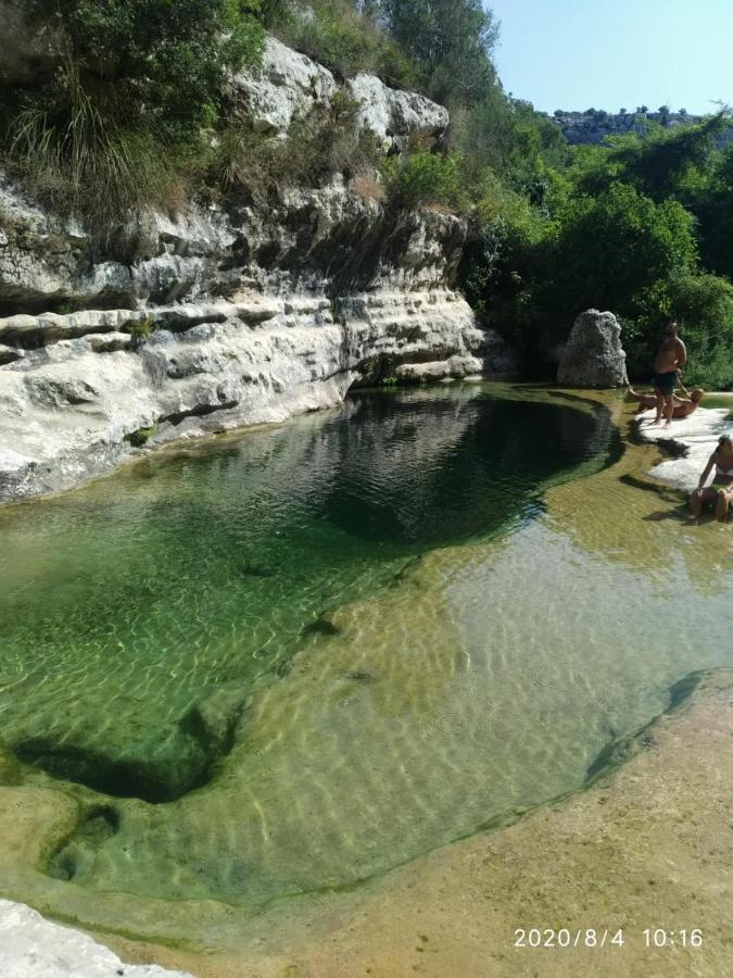 La Finestra Sul Cortile Da Alberto Διαμέρισμα Avola Εξωτερικό φωτογραφία